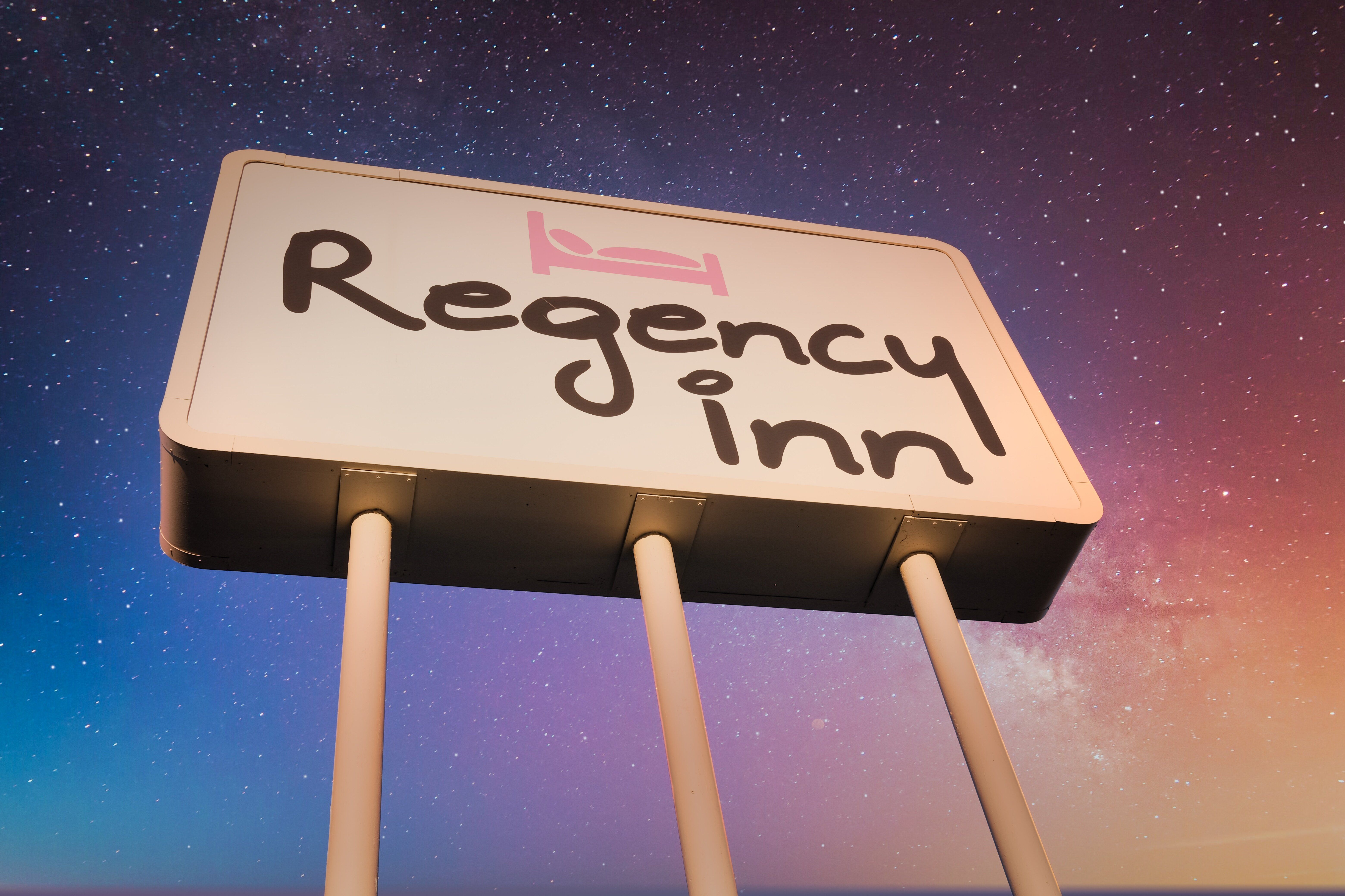 Regency Inn road sign in Eddyville, Kentucky